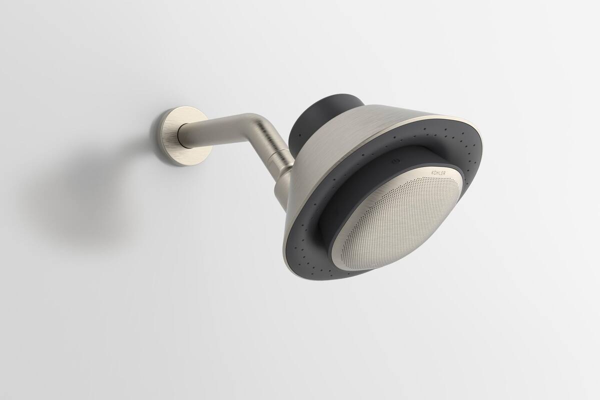 Moxie es la ducha que integra un parlante y un micrófono para hablarle a Alexa, el asistente de Amazon