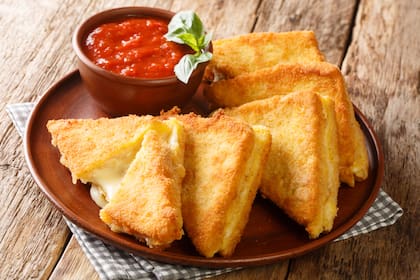 Mozzarella in carrozza, la guarnición perfecta para la cena