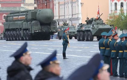 Muchas de las armas rusas cuentan con tecnología que llega desde China, según la OTAN