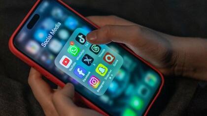 Muchas de las grandes plataformas de las redes sociales tendrán la responsabilidad de vetar el acceso a los menores de 16 años.