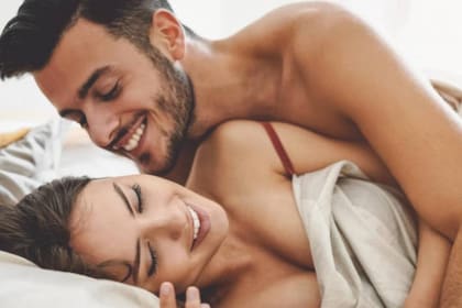 Muchas parejas disfrutaron de un breve impulso en su vida sexual al principio de los aislamientos, pero luego eso cambió, según los expertos