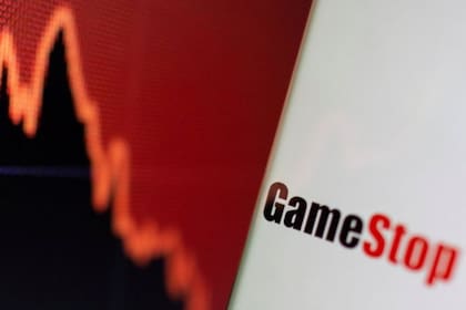 Muchas personas perdieron dinero tras la suba y posterior baja del valor de las acciones de GameStop.
