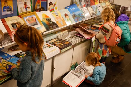 Mucho para elegir en la Feria del Libro Infantil y Juvenil