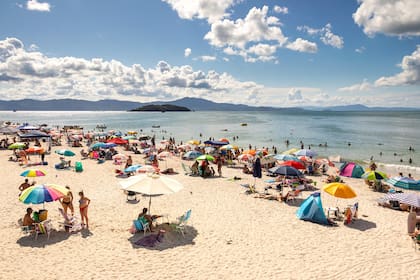 Muchos argentinos llegarán a Florianópolis en auto este verano