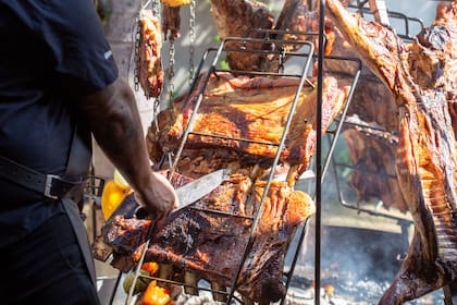Muchos argentinos reconocieron que el asado tiene un valor mucho menor en el país europeo