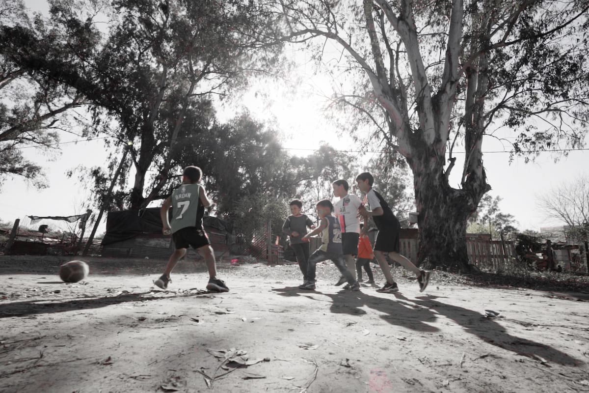 Muchos chicos se quedan en casa solos, sin adultos que los cuiden