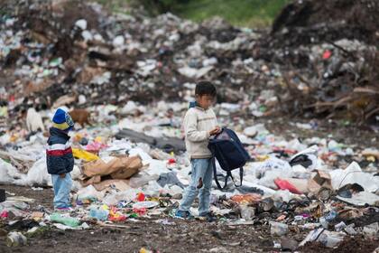 Muchos chicos viven en la pobreza en la Argentina y sus derechos no se cumplen