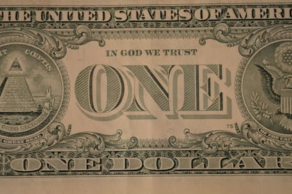 Muchos consideran a este dólar el de la buena suerte, por la imagen de la pirámide