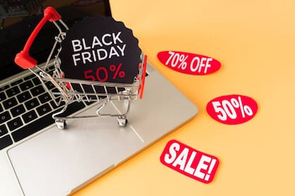 Muchos consumidores esperan con ansias los descuentos del Black Friday, pero algunas ofertas comienzan desde antes en las tiendas en línea
