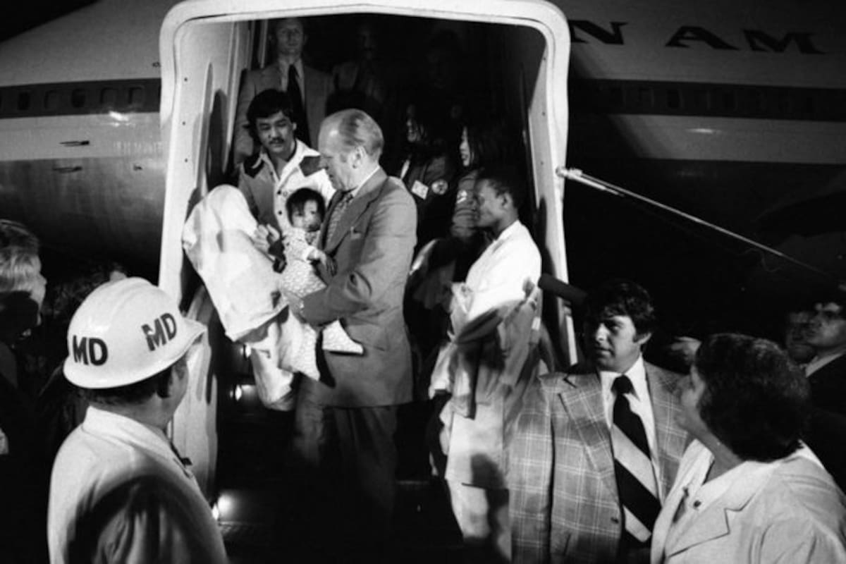 Muchos de los niños que llegaron a EE.UU. en la operación Babylift, hoy siguen buscando a sus familias de nacimiento