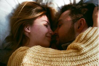 Muchos estudios muestran que las mujeres tienen más orgasmos cuando están solas que con una pareja
