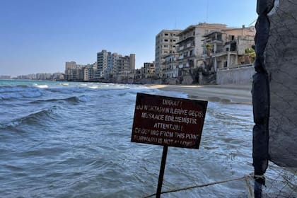 Muchos habitantes de la región sueñan con la reapertura de Varosha como destino turístico y símbolo de la futura reunificación de Chipre