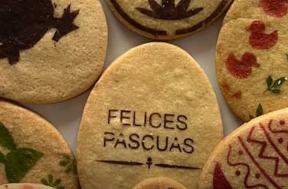 Muchos mandan mensajes por WhatsApp para saludar a sus seres queridos por las Pascuas