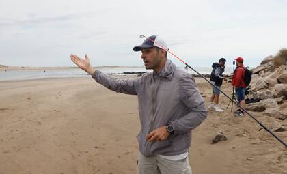 Muchos pescadores de Mar Chiquita aún no se recuperar de la impresión de la ola gigante que afectó ayer la zona