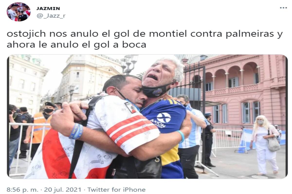 Muchos recordaron que el árbitro de Boca - Atlético Mineiro, Esteban Ostojich, ya había tenido una polémica en la edición pasada de la Copa Libertadores en un River - Palmeiras.