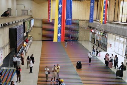 Muchos venezolanos requieren de un salvoconducto para regresar a su país de origen