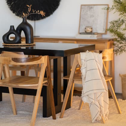 MueblesySillones ofrece líneas modernas y contemporáneas para renovar la casa.