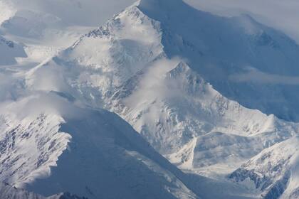 Muere esquiador atrapado en avalancha en el monte McKinley de Alaska; el 2do deceso de la temporada