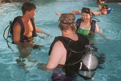 Muerte en Tailandia: cómo es un bautismo de buceo