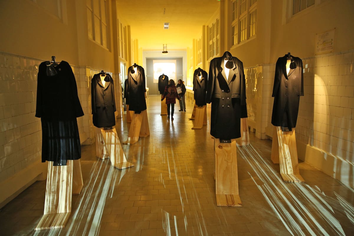 Muestra Km 0 de la Bienalsur en el Museo de Inmigrantes de la MUNTREF