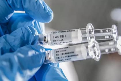 El estado brasileño de Sao Paulo anunció hoy la firma de un acuerdo de "transferencia de tecnología" entre el Instituto Butantan, centro de investigación de referencia en Brasil, con el laboratorio chino Sinovac Biotech para producir una vacuna contra el coronavirus