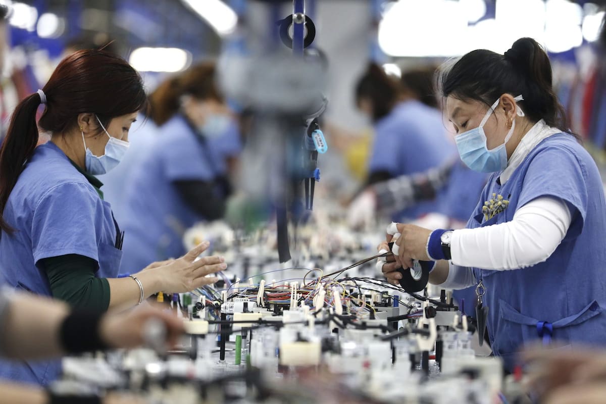 Mujeres en una fábrica de Anshan, al noreste de China