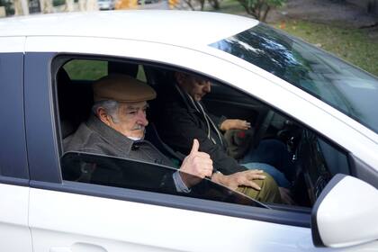 Mujica, luego de reunirse con Vázquez
