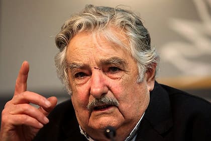 Mujica: "Sí, me voy para mi casa, pero no me voy de la política"