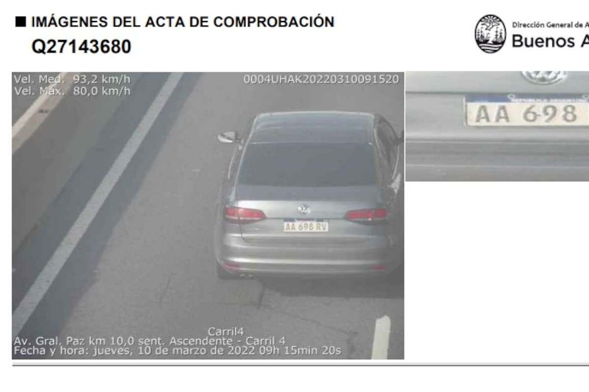 Multa al auto oficial que manejaba Bianco por exceso de velocidad.