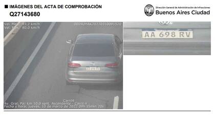 Multa al auto oficial que manejaba Bianco por exceso de velocidad.