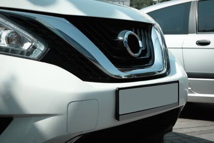 Multas elevadas: hasta US$5000 por utilizar dispositivos que interfieran con la lectura de placas vehiculares