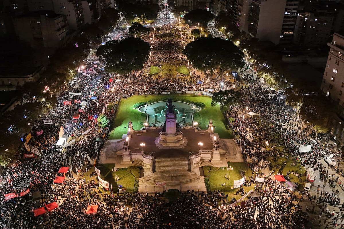Multitudinaria 11° Marcha Ni Una Menos frente al Congreso