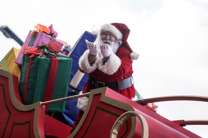 Multitudinario desfile de Navidad en la ciudad de Buenos Aires