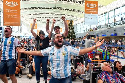 Mundial Qatar 2022. Ya no hay pasajes para viajar a Doha a ver el último partido de Messi: los dos vuelos se agotaron en horas