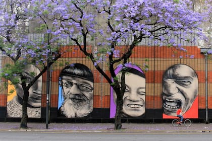 Mural porteño del artista Alfredo Segatori.