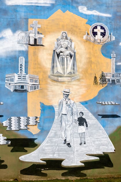Mural referido al arquitecto y su obra en el Centro de Interpretación Salamone, realizado por Tissera.