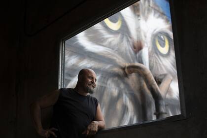 Muralista autodidacta, lleva adelante Fauna Urbana, un megaproyecto de 1200 m2 en el que retrata animales autóctonos