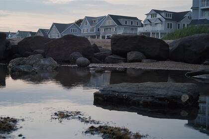 Murder on the Middle Beach