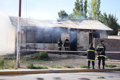 Murieron seis personas por un incendio en una casa ubicada en Caleta Olivia, provincia de Santa Cruz.