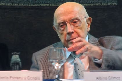 Murió Albino Gómez: el reconocido diplomático, periodista y escritor tenía 94 años
