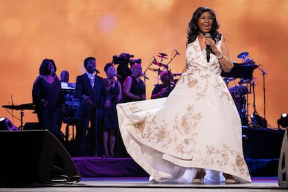 El 19 de abril de 2017, en el estreno mundial de "Clive Davis: la banda sonora de nuestras vidas"; en el Radio City, en el marco del Festival de Cine de Tribeca