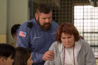 Murió Brad William Henke, actor de Orange is the new black, a los 56 años (Foto: Netflix)