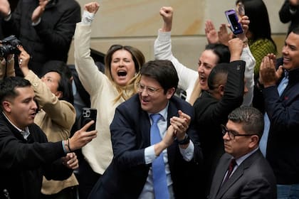 Murió el precandidato a presidente colombiano, Miguel Uribe Turbay