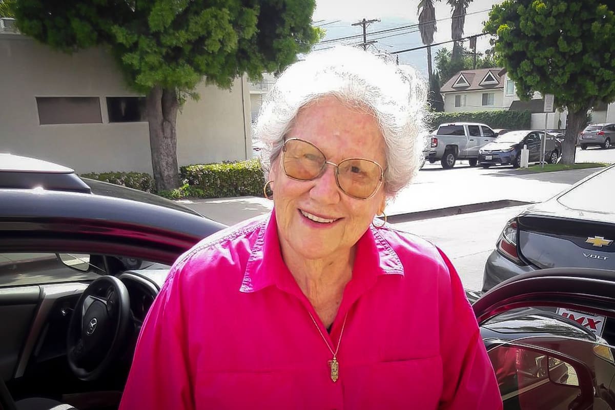 Murió Elsa Raven, la actriz de Titanic y Volver al futuro, a los 91 años