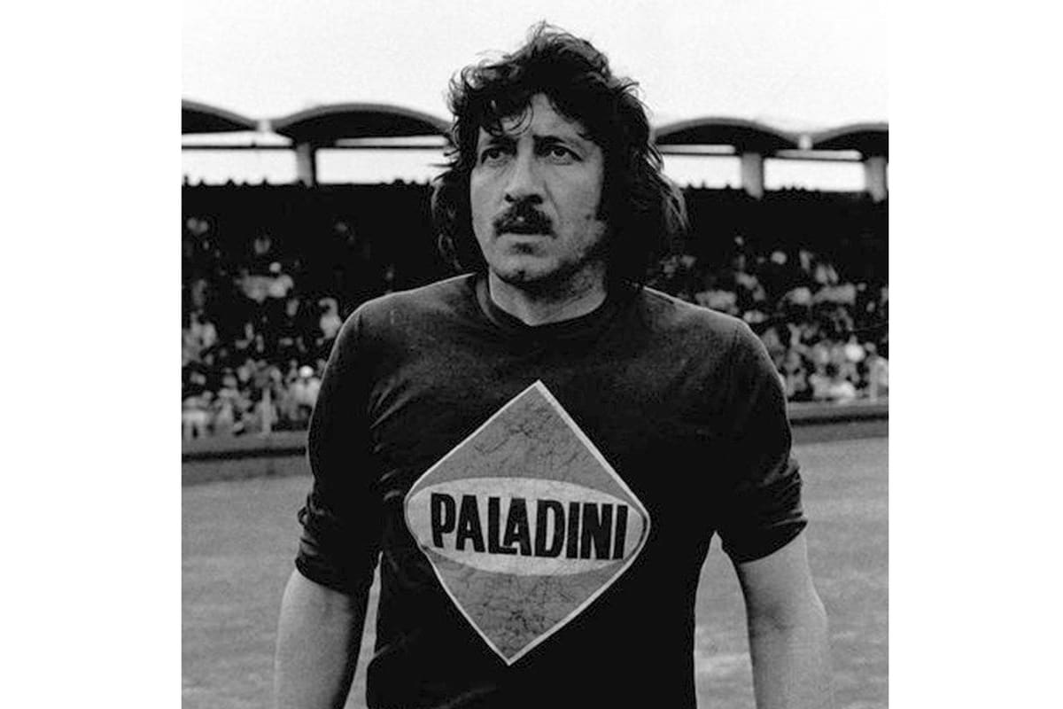 Murió Tomás "El Trinche" Carlovich, el mito del fútbol argentino: el talento rosarino de las historias imposibles