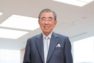 Murió Toshifumi Suzuki, el empresario que abrió la primera tienda de 7-Eleven en Japón
