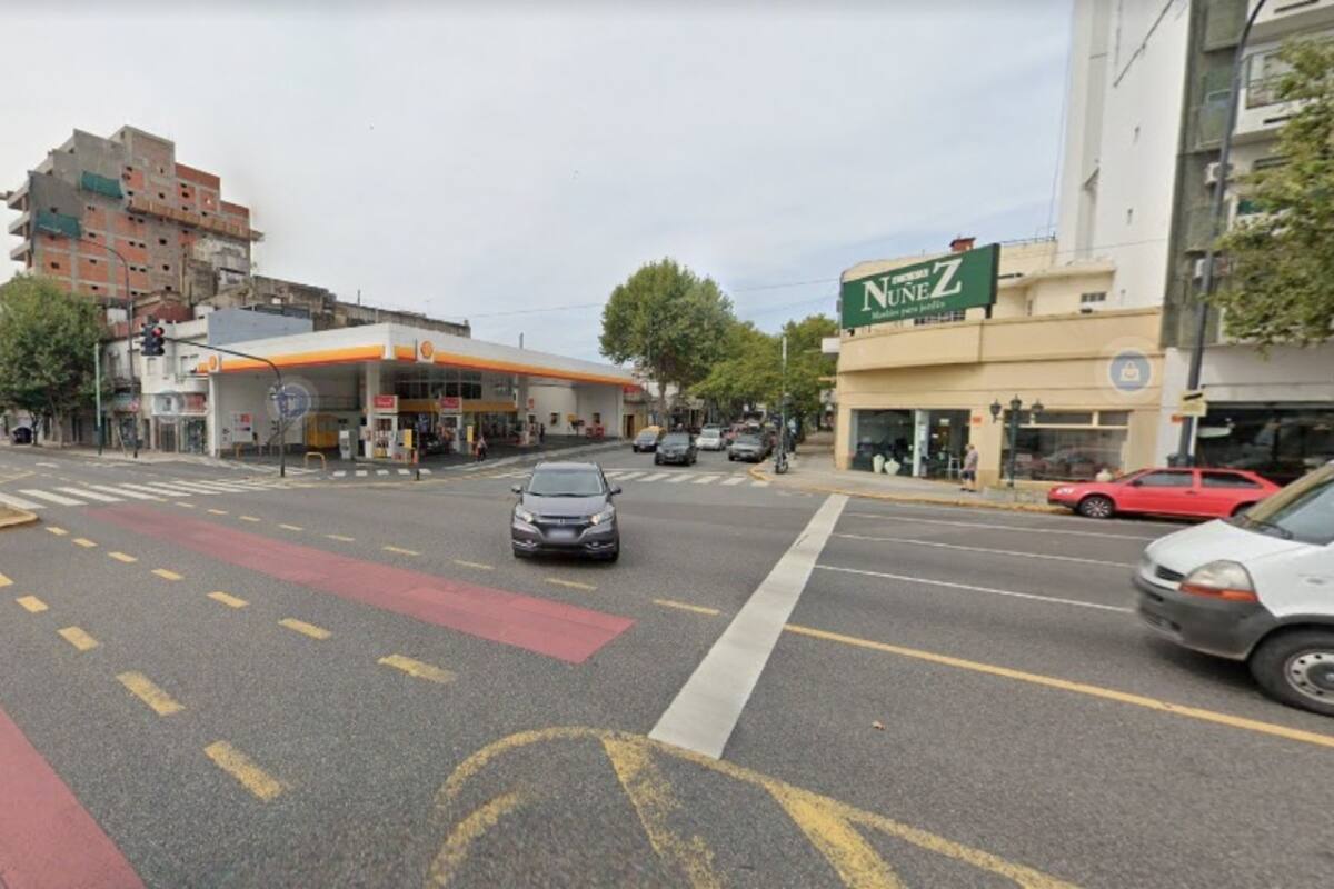 Murió una joven que viajaba en moto con dos amigas tras un accidente en La Paternal