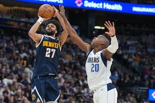 Murray explota con 53 puntos y Denver resiste para vencer 142-135 a Dallas