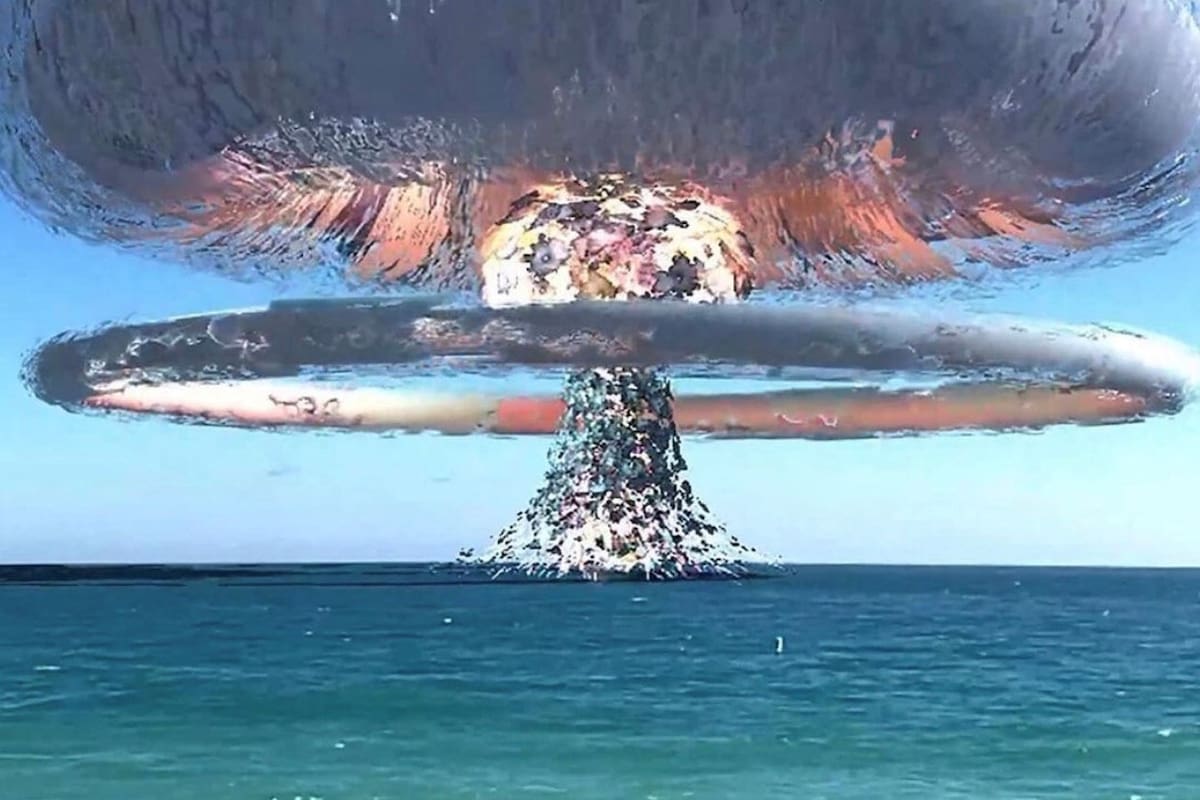 Mushroom Cloud, una nube creada con realidad aumentada por Nancy Baker Cahill, se manifestará digitalmente desde la superficie del océano para señalar “la fragilidad de todos los ecosistemas interdependientes y la responsabilidad humana”