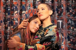 En Music, la creatividad de Sia se desvanece en un compendio de lugares comunes
